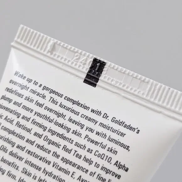 Goldfaden MD Wake Up Call Overnight Regenerative Facial Treatment (salon size) - Picture 2 of 3